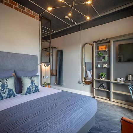 Hotel67 Килларни Экстерьер фото